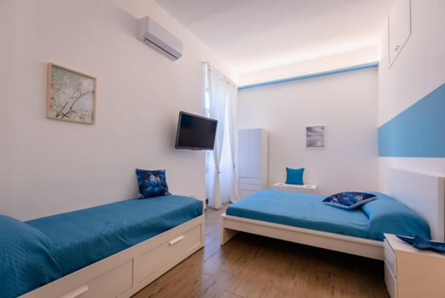 Mariviva Guest House แตร์ราชินา ภายนอก รูปภาพ